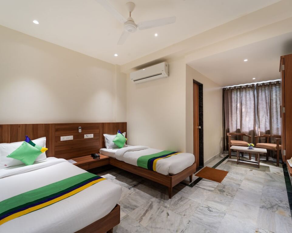 Нашик: Hotel Kaveri