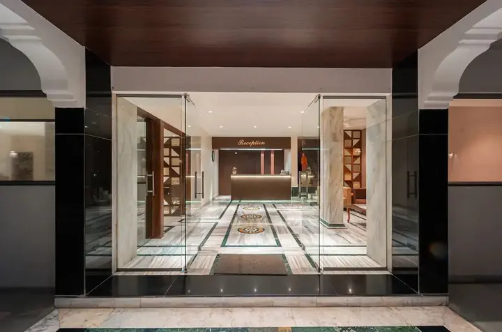 Нашик: Hotel Kaveri