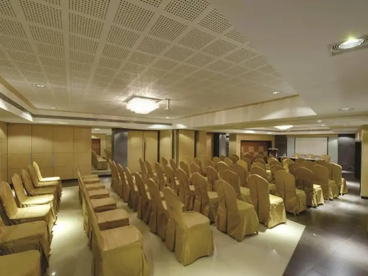 Лонавала: Meritas Picaddle Resort - Lonavala