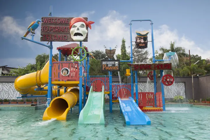 Лонавала: Meritas Picaddle Resort - Lonavala