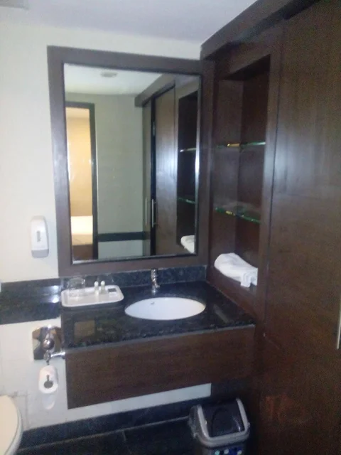 Ченнаи: FabHotel Santhome Inn