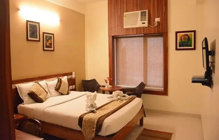 Бхубанешвар: Hotel Eden Roc