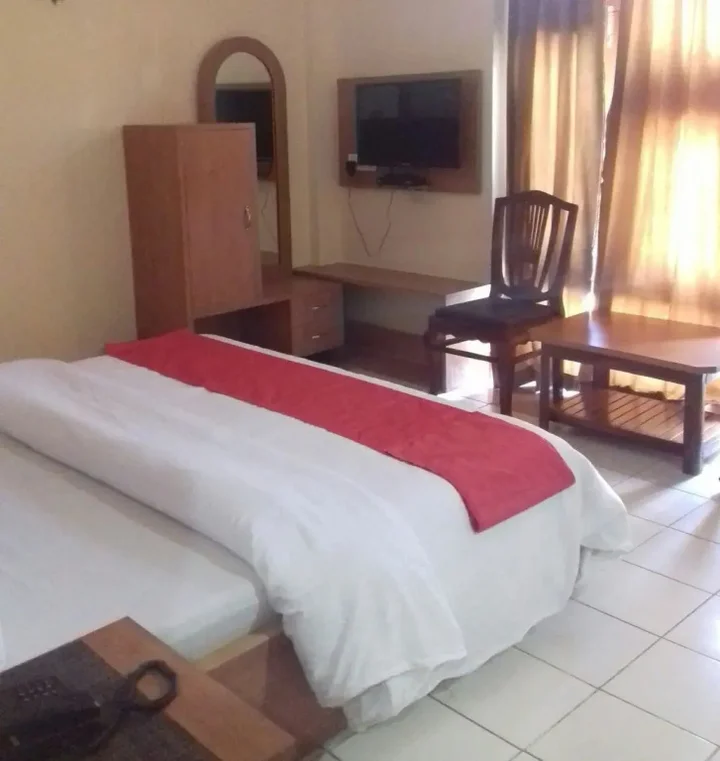 Кангра: Hotel Atithi