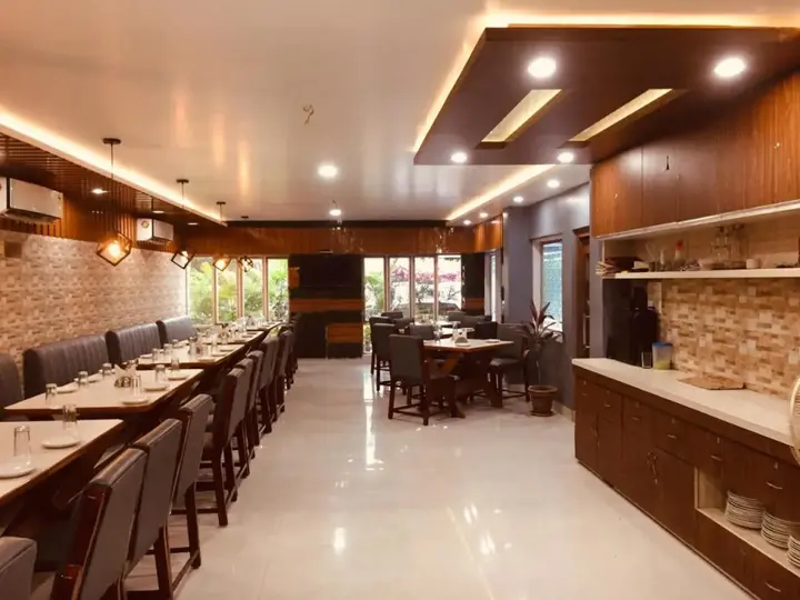 Катихар: Hotel Satkar