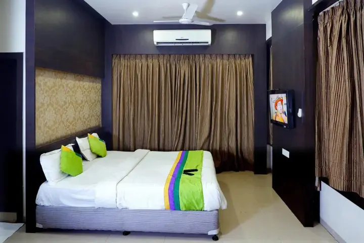 Нашик: Hotel Sai Vijay