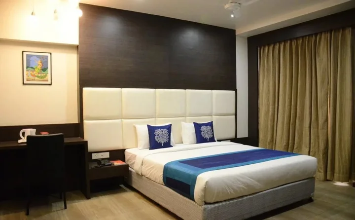 Нашик: Hotel Sai Vijay