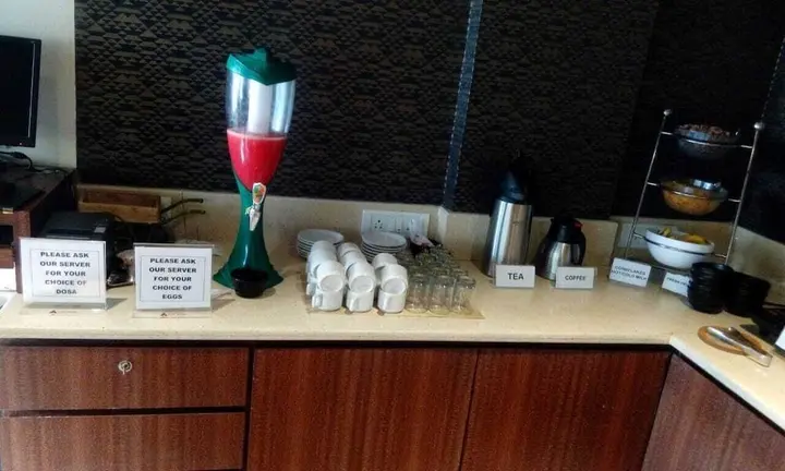 Нашик: Hotel Sai Vijay