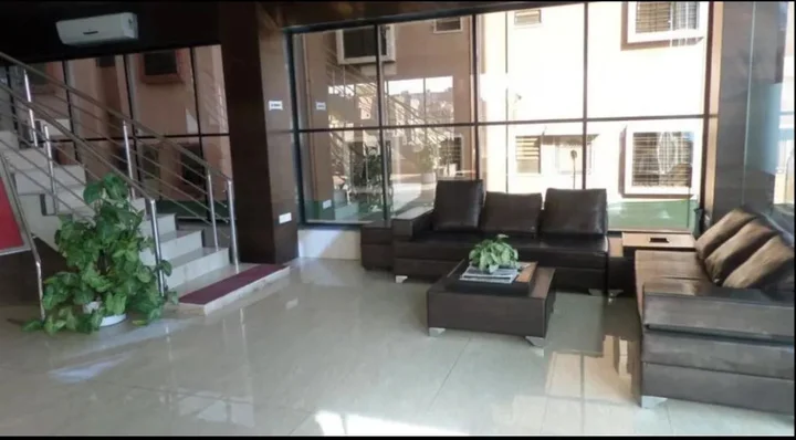 Нашик: Hotel Sai Vijay