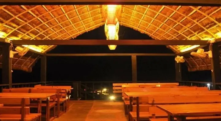Венгурла: Golven Beach Resort