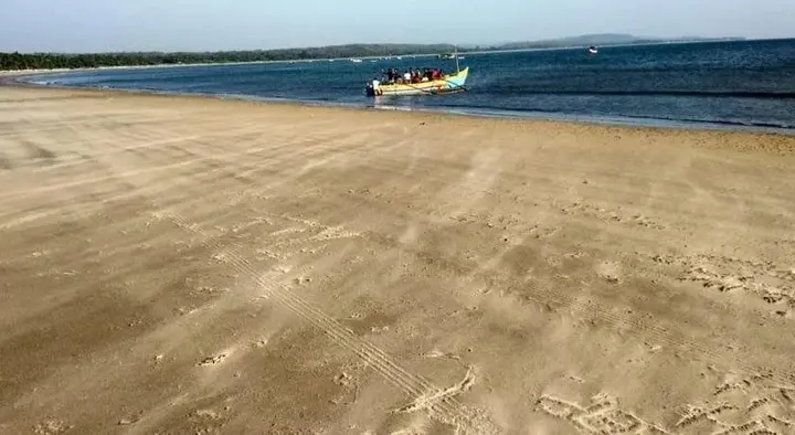 Венгурла: Golven Beach Resort
