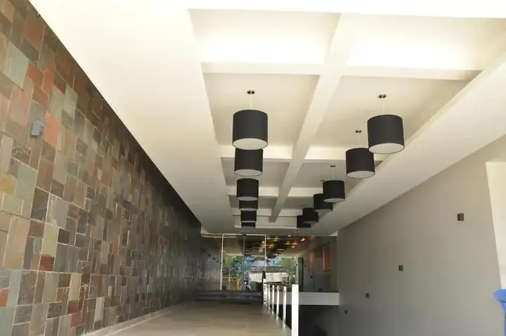 Эрийоду: Hotel chenduran Park