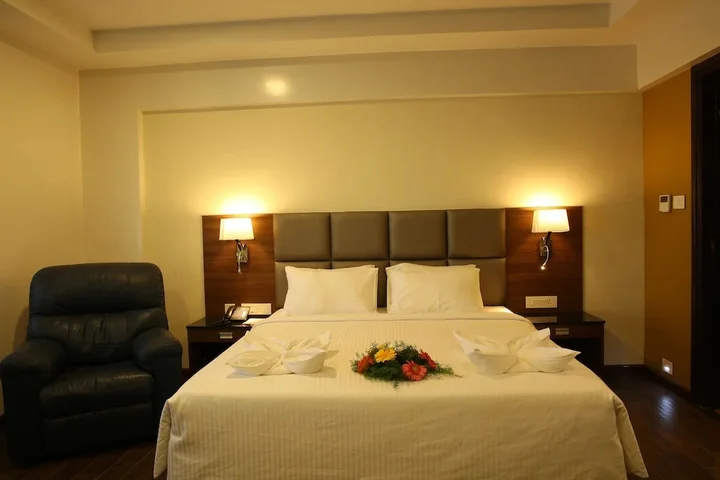 Коимбатур: Hotel Seetharam Select