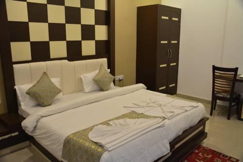 Варанаси: Hotel Raameshvaram Vatika