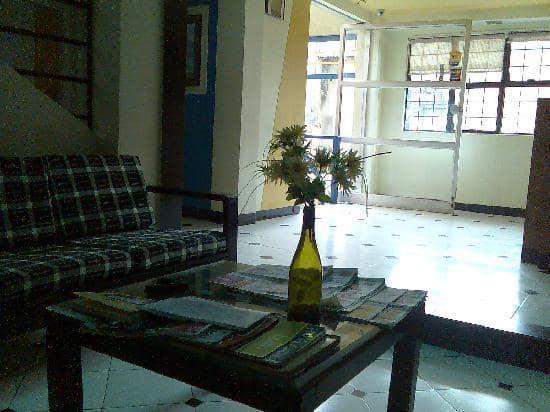Нашик: Hotel Abhishek