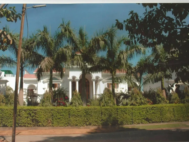 Праяградж: Kunjpur Guest House