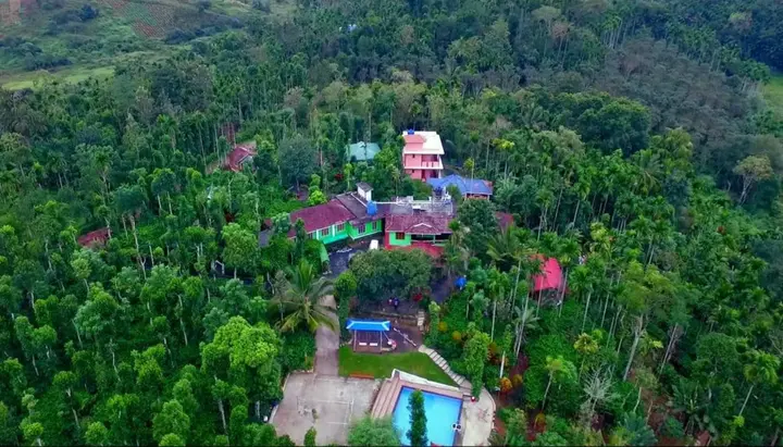 Султан-Батери: Karapuzha Lakeshore Resort
