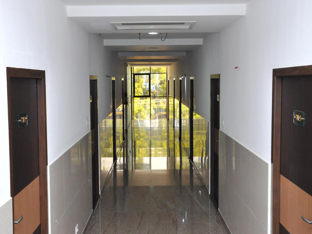 Соманур: Hotel The Home