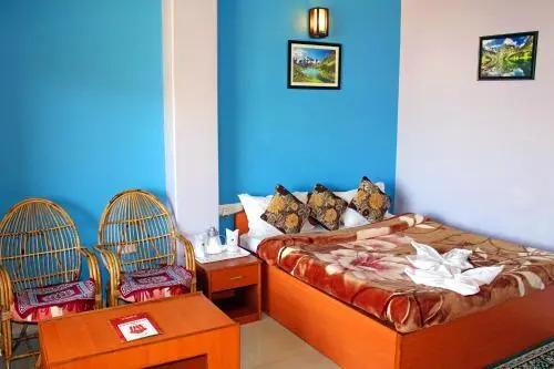 Пеллинг: The Red Mud Chalet