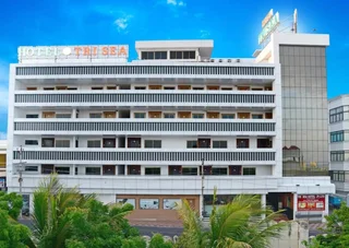 Eraniel: Tri Sea Hotel