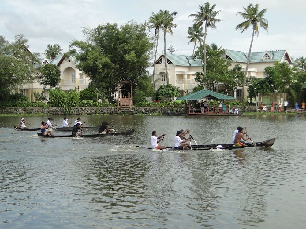 Эрамаллур: Punarnava Bamboo Lagoon Ayurveda Village