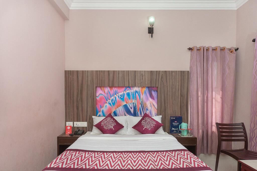 Eraniel: Hotel Skyark