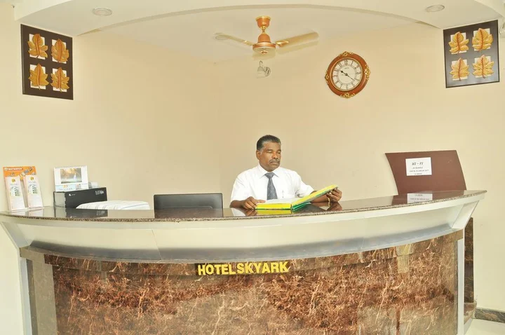 Eraniel: Hotel Skyark