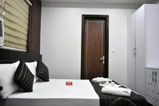 Нью-Дели: FabHotel Sehej continental