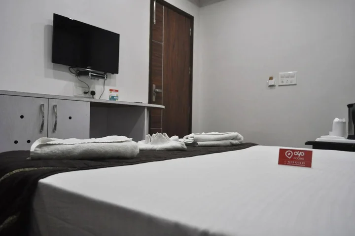Нью-Дели: FabHotel Sehej continental