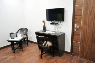 Нью-Дели: FabHotel Sehej continental