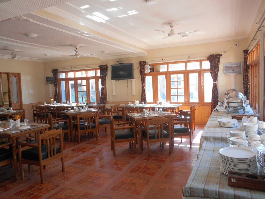 Пахалгам: Hotel Abshar