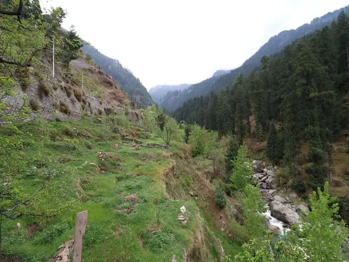 Касоль: River Side Cottages