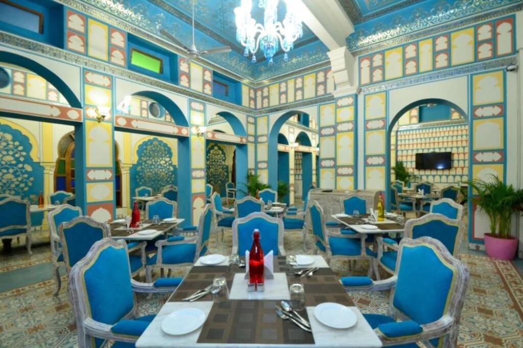 Джайпур: Hotel Ankur Palace