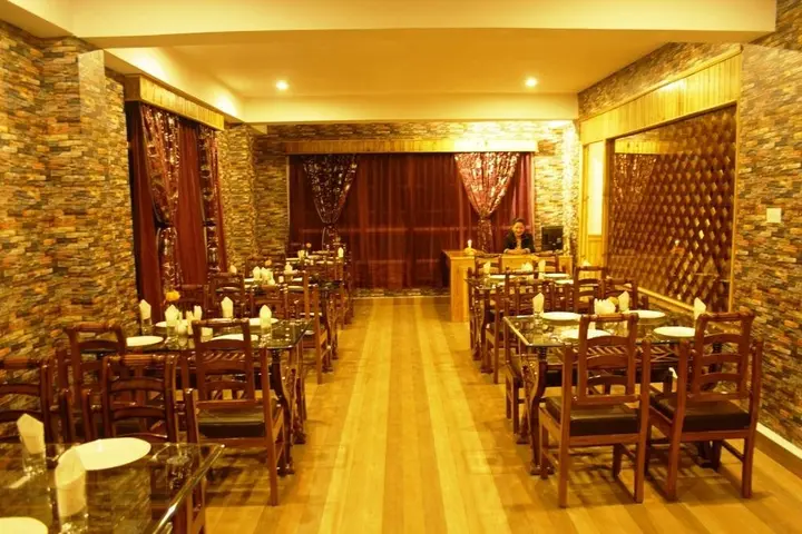 Пеллинг: Alpine Village Resort