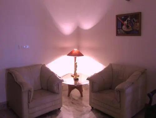 Бангалор: StayWithUs MG Road