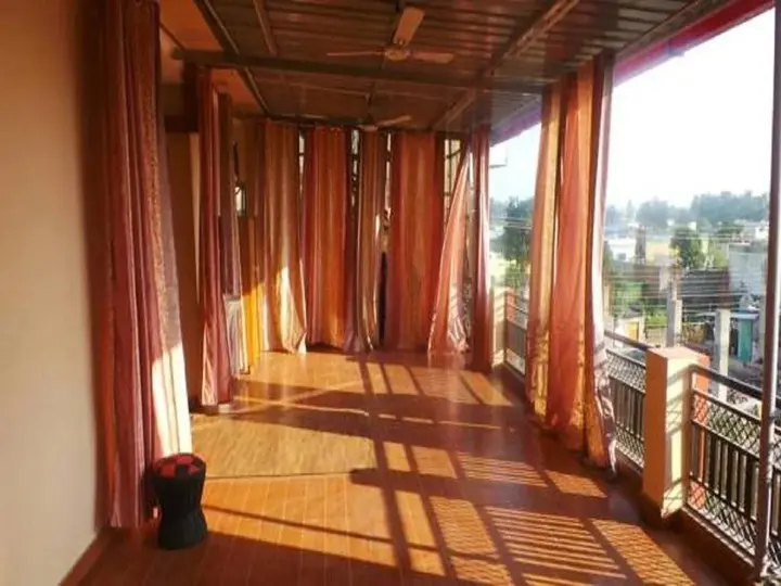 Дехрадун: Hotel Jan Jan Tak