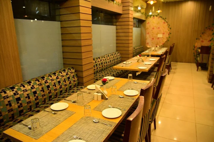 Асансол: Hotel The Signature Asansol