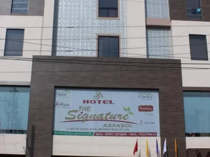 Асансол: Hotel The Signature Asansol