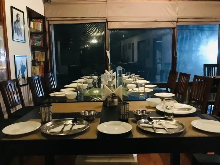 Солан: Dunn Perk Manor