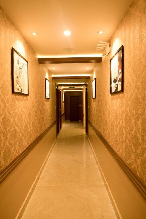 Куттикканам: Crown Valley Resorts