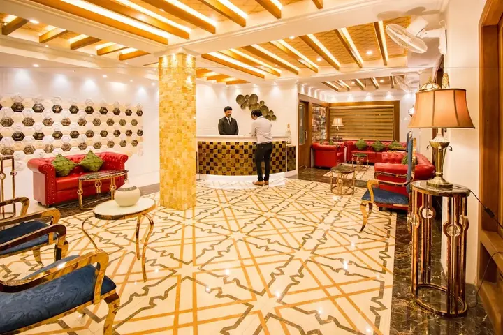 Куттикканам: Crown Valley Resorts