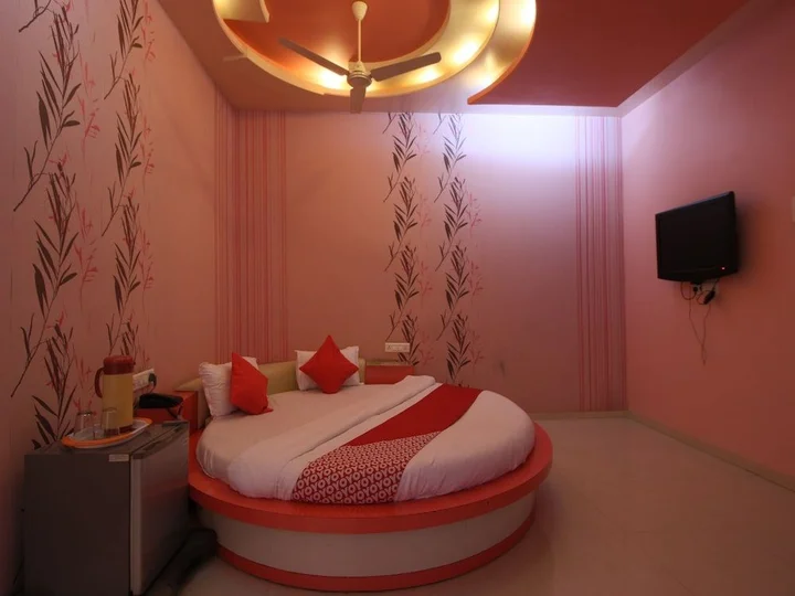 Amravati: Hotel Neelam