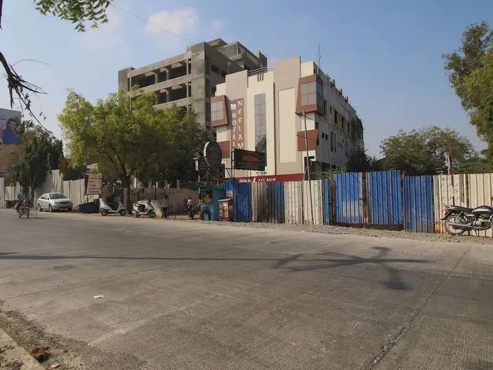 Amravati: Hotel Neelam