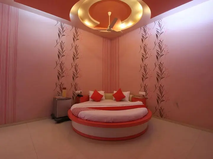 Amravati: Hotel Neelam
