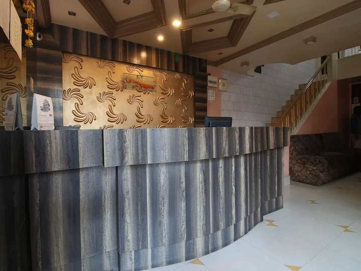 Amravati: Hotel Neelam