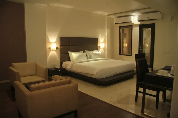 Мумбаи: Hotel Beacon T2