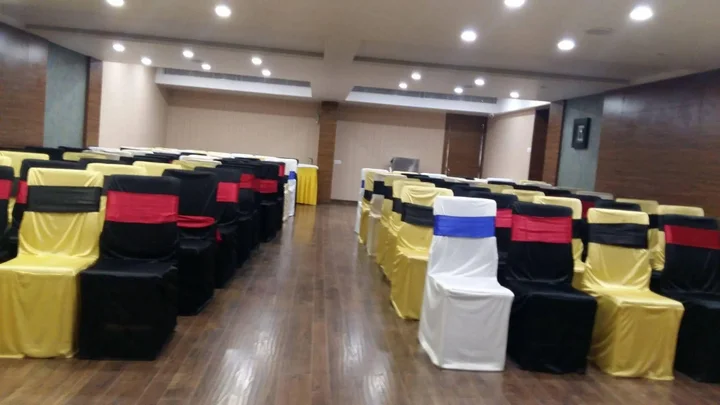 Вадодара: Lemon Tree Hotel Vadodra