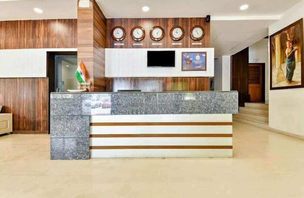 Вакад: The Emerald Resort, Pune