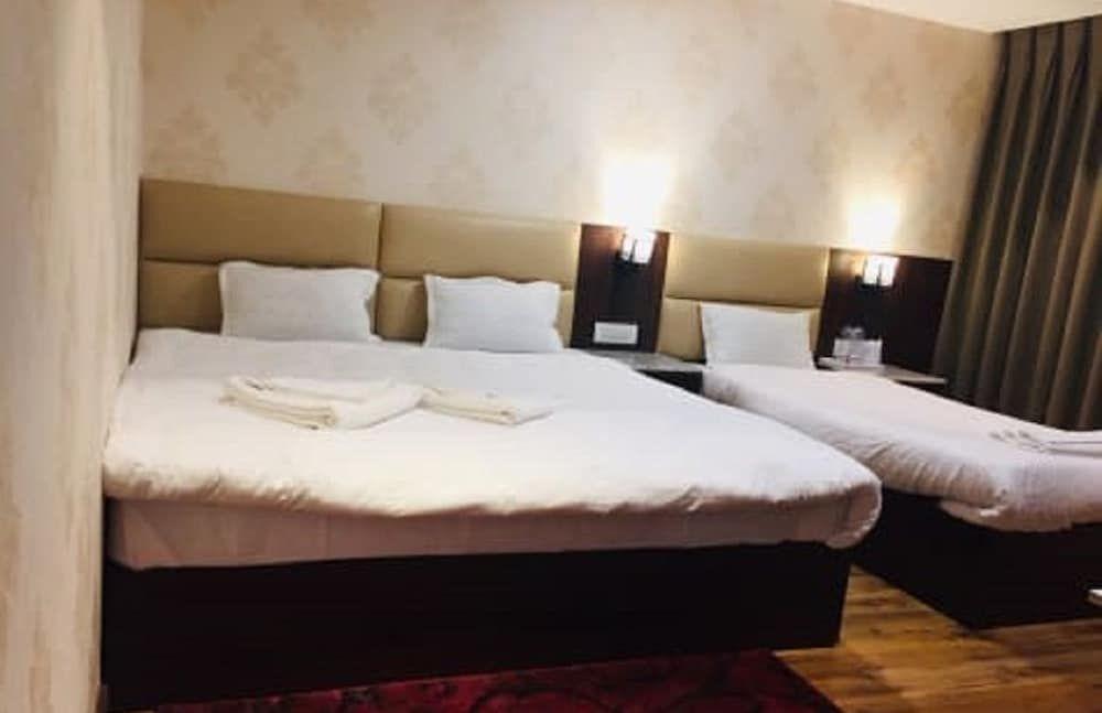 Дарджилинг: The Park Hotel