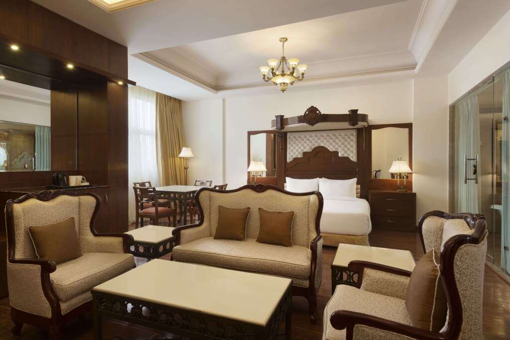 Чандигарх: Ramada Plaza by Wyndham Chandigarh Zirakpur