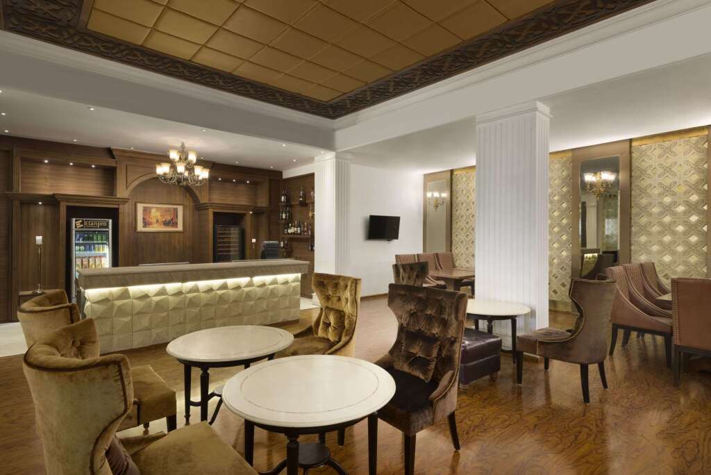 Чандигарх: Ramada Plaza by Wyndham Chandigarh Zirakpur